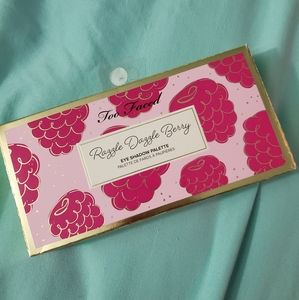 Razzle Dazzle Berry Eye Shadow Palette